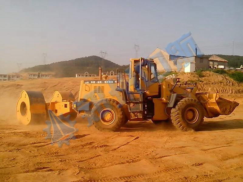 沖擊式壓路機(jī)報(bào)價(jià)