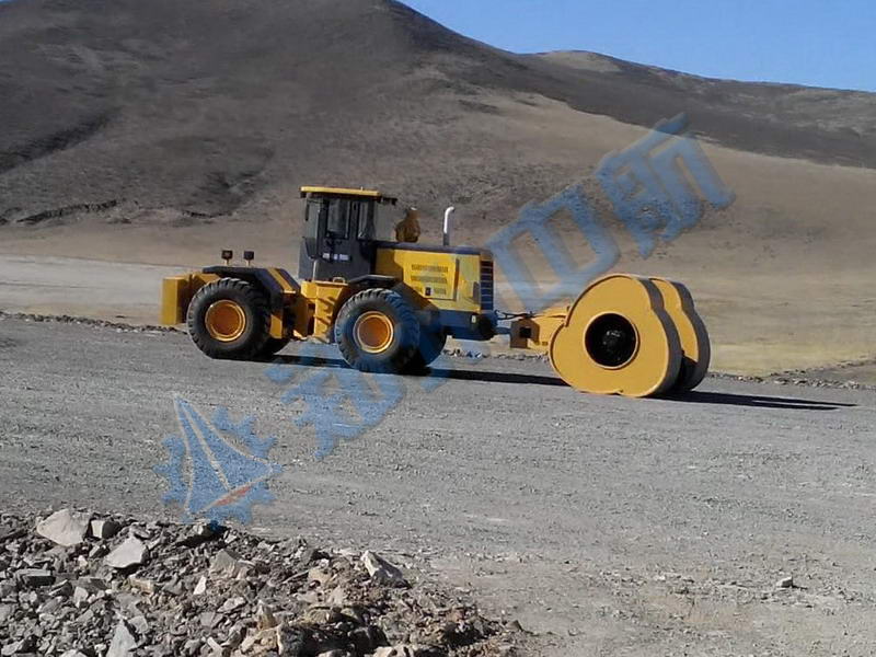 寧夏固原沖擊壓路機(jī)現(xiàn)場視頻